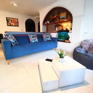 Habitación en casa particular Homethel, Cartagena